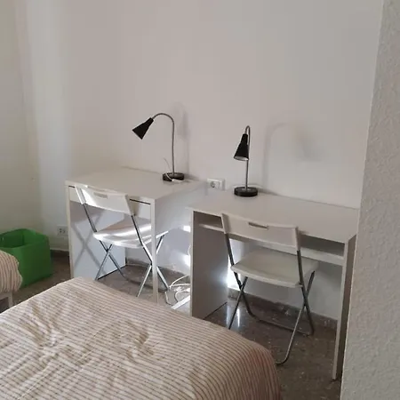 Casa De La Luz * ולנסיה